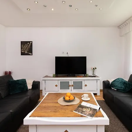 דירה Seaview Lelewela By Renters
